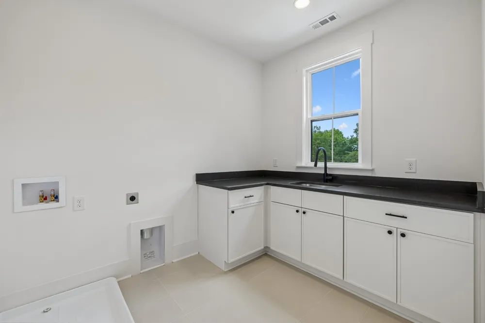 1814A Piedmont Ave Nashville, TN 37216