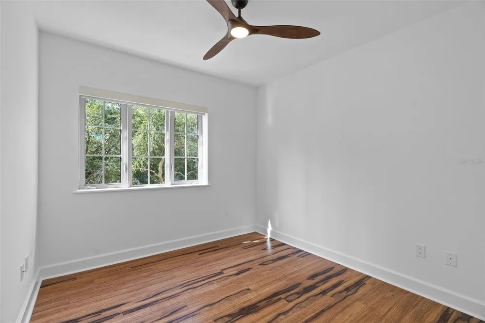 300 BEACH DRIVE NE #309 St Petersburg, FL 33701