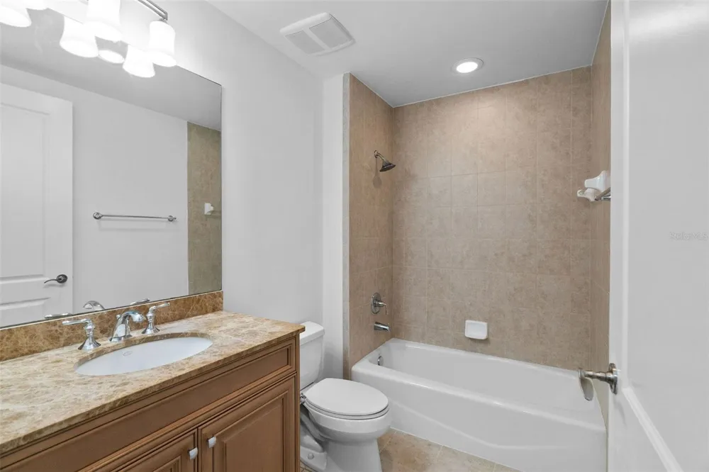 300 BEACH DRIVE NE #309 St Petersburg, FL 33701