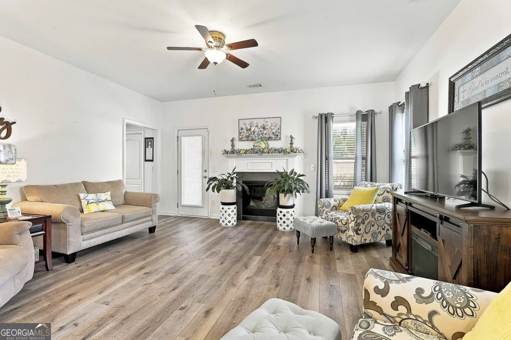 41 Majestic DR Newnan, GA 30265