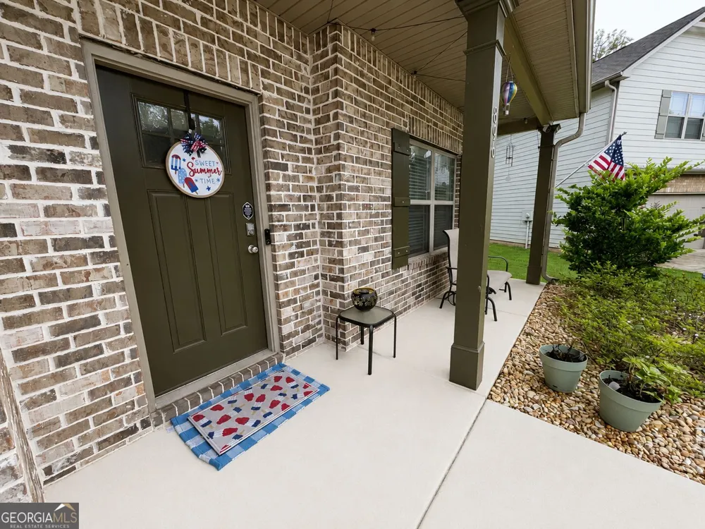 896 Crescent LN Griffin, GA 30224