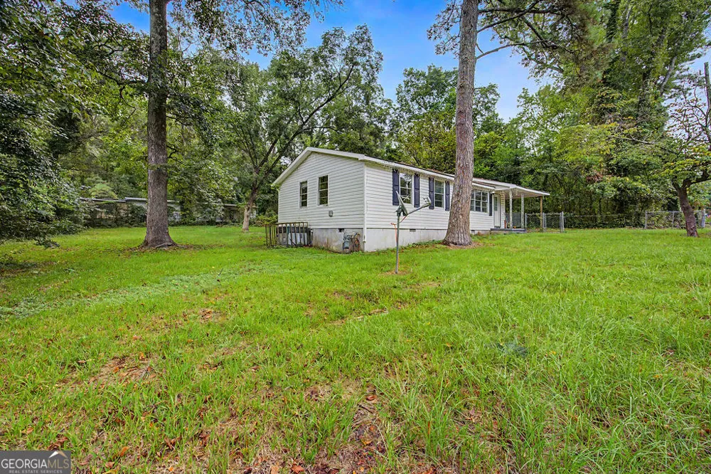 129 Alton RD Macon, GA 31211