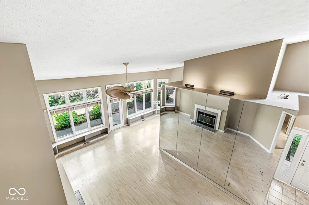 7884 Clearwater Parkway Indianapolis, IN 46240