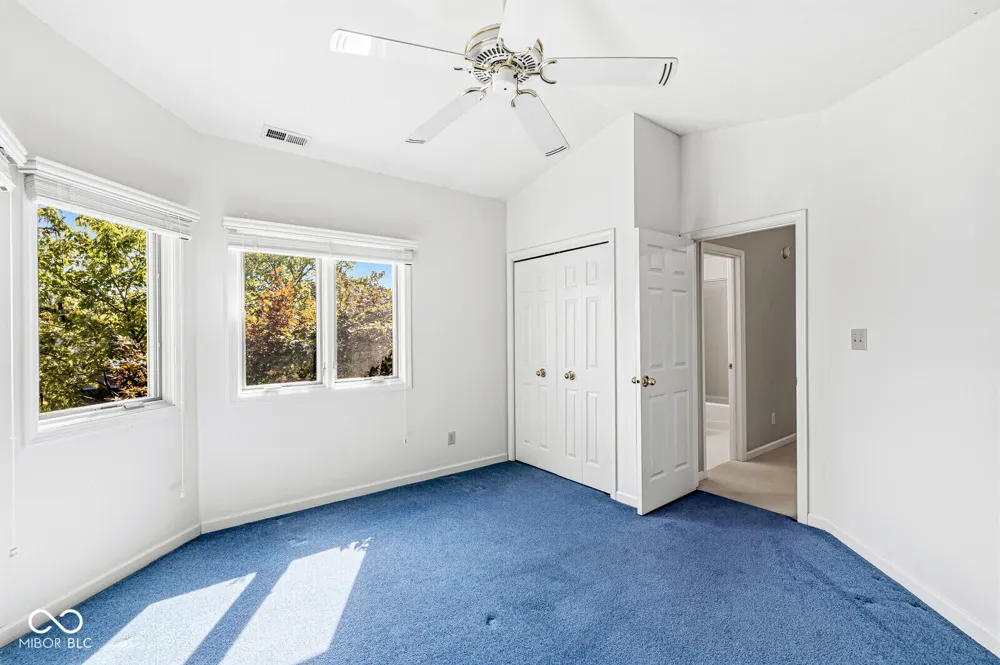 7884 Clearwater Parkway Indianapolis, IN 46240