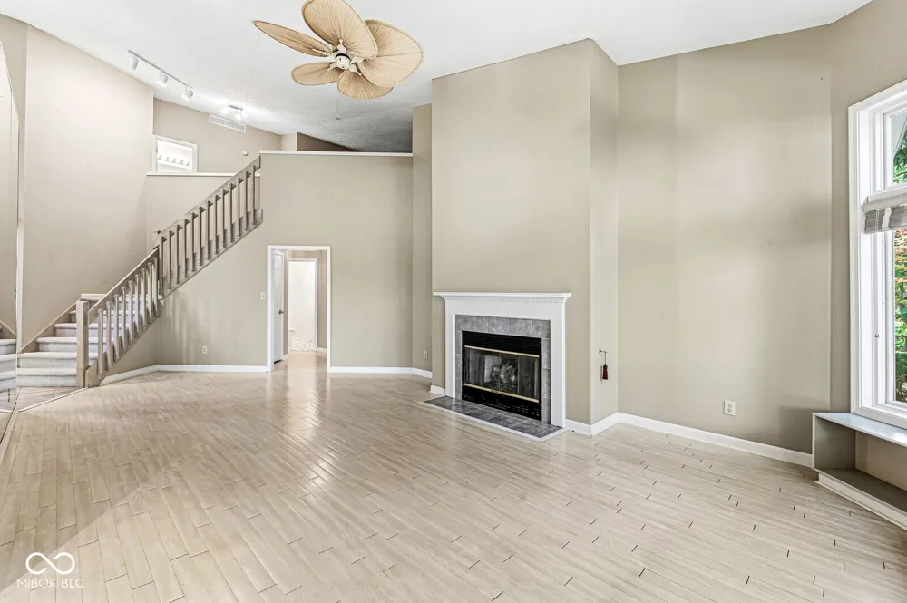 7884 Clearwater Parkway Indianapolis, IN 46240