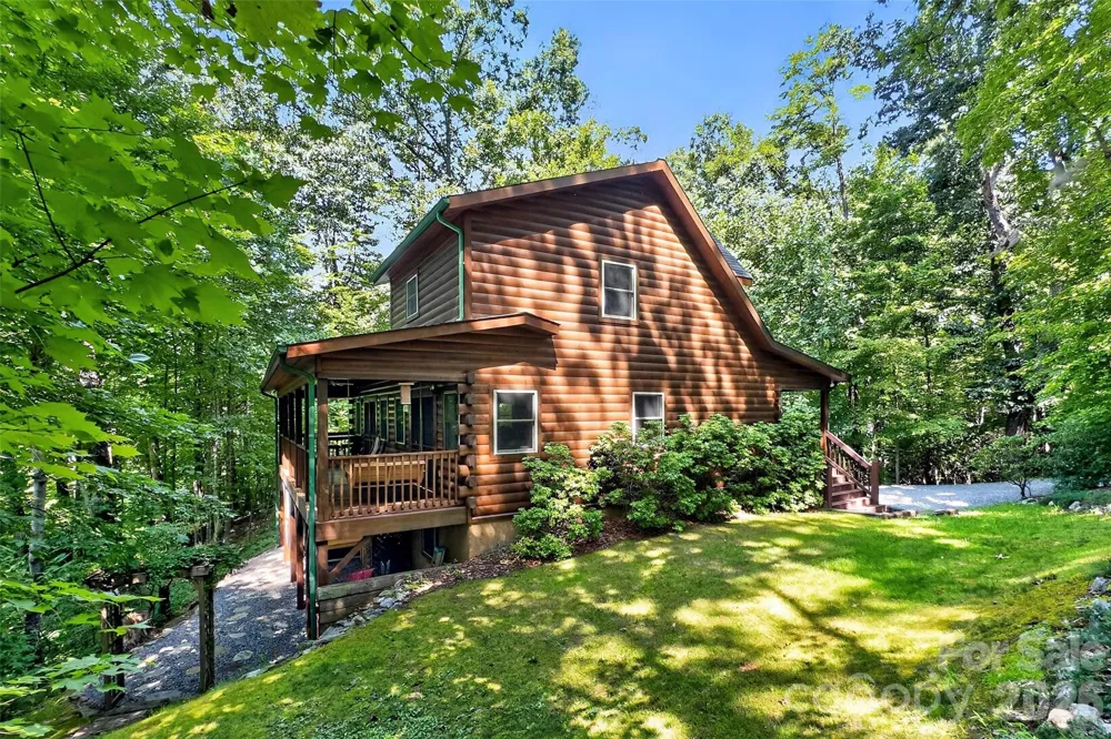 386 Wild Turkey Run Black Mountain, NC 28711