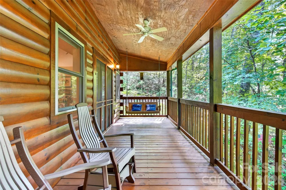 386 Wild Turkey Run Black Mountain, NC 28711