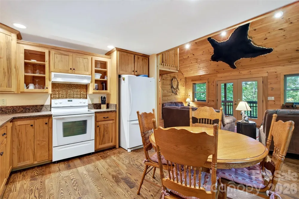 386 Wild Turkey Run Black Mountain, NC 28711