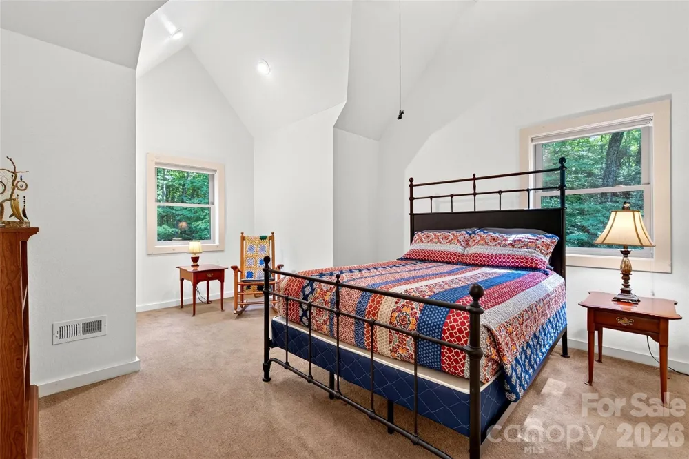 386 Wild Turkey Run Black Mountain, NC 28711