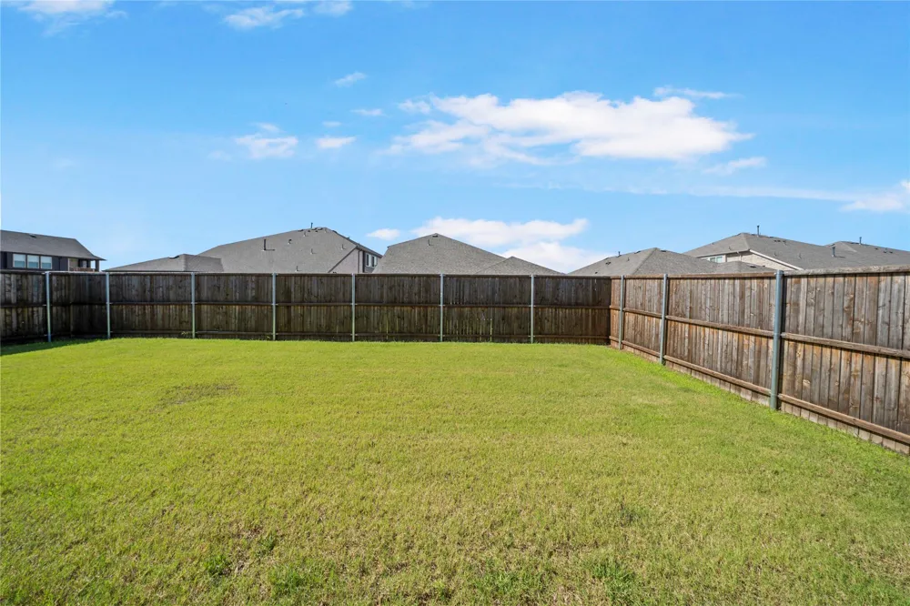 1272 Sumner Street Aubrey, TX 76227