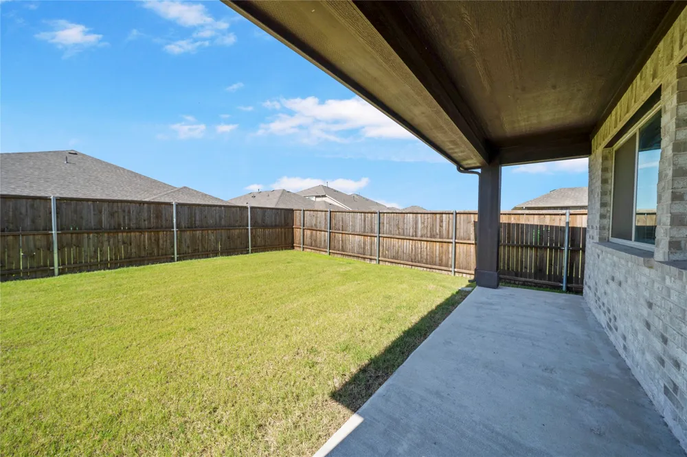 1272 Sumner Street Aubrey, TX 76227