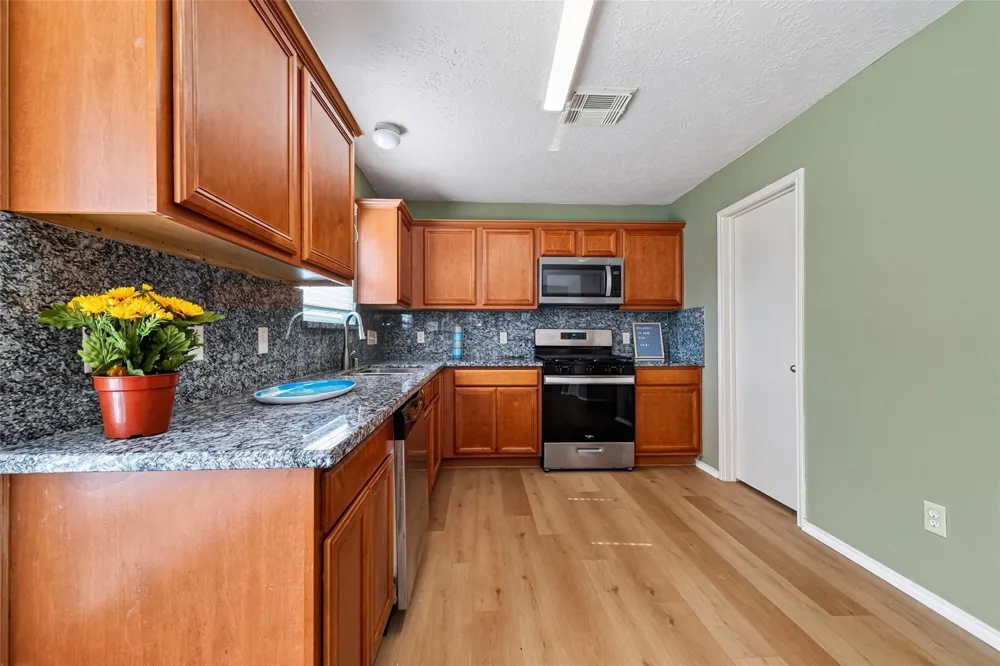 11030 Knobbley Oak Ct Cypress, TX 77065