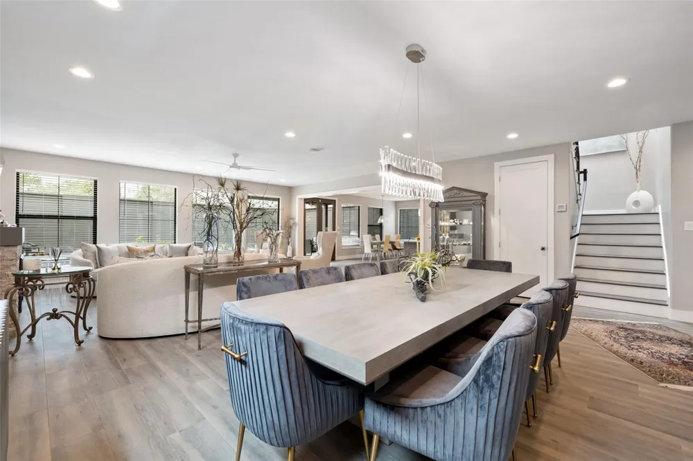 2928 Suffolk Drive Houston, TX 77027