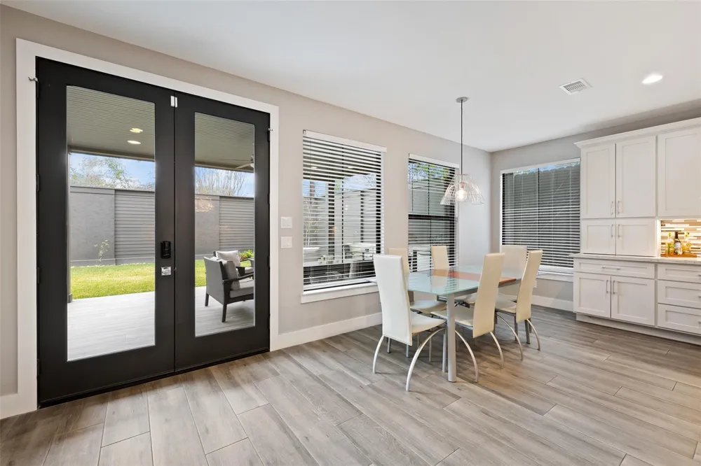 2928 Suffolk Drive Houston, TX 77027