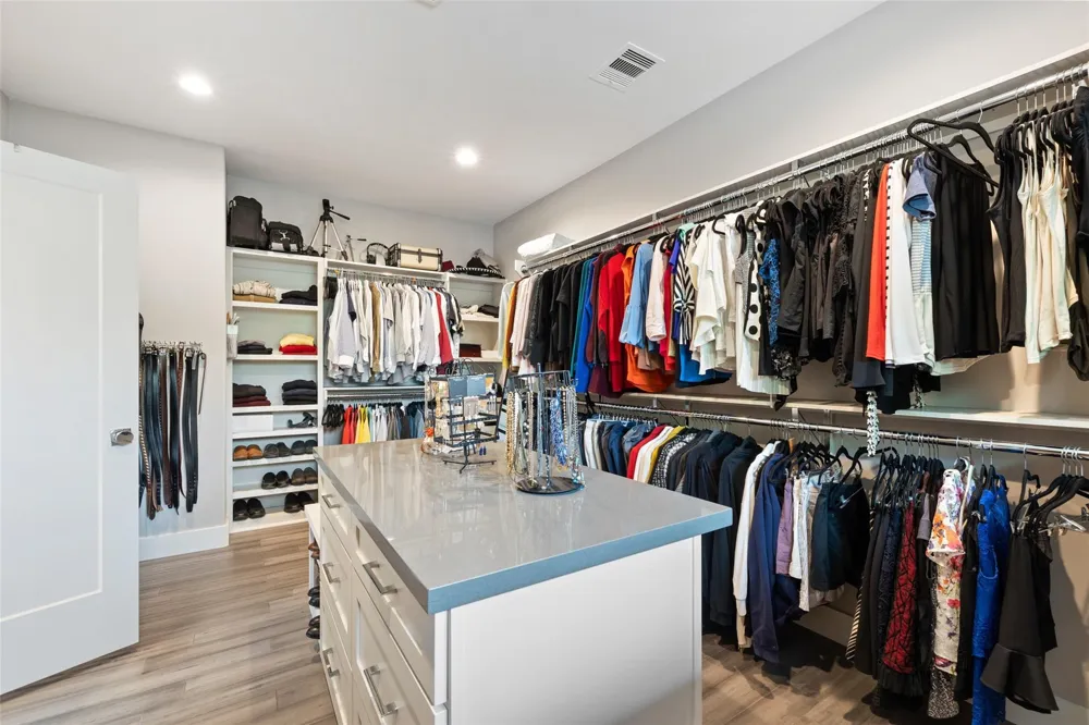 2928 Suffolk Drive Houston, TX 77027