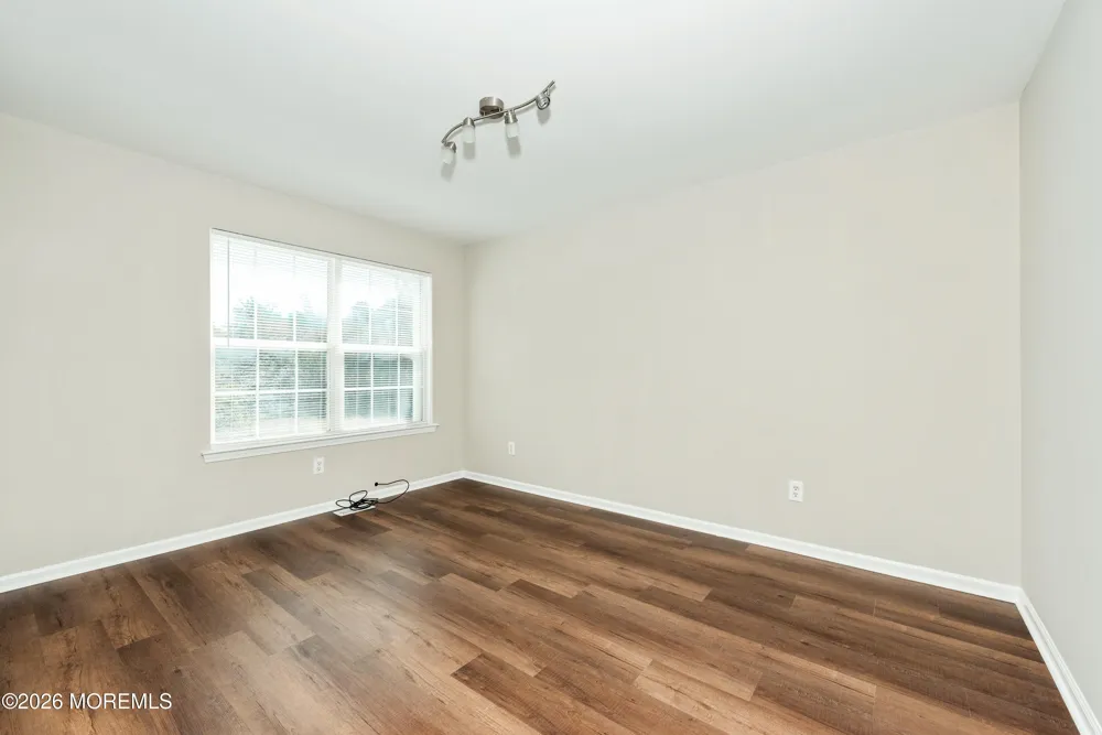 46 Buford Court Tinton Falls, NJ 07753