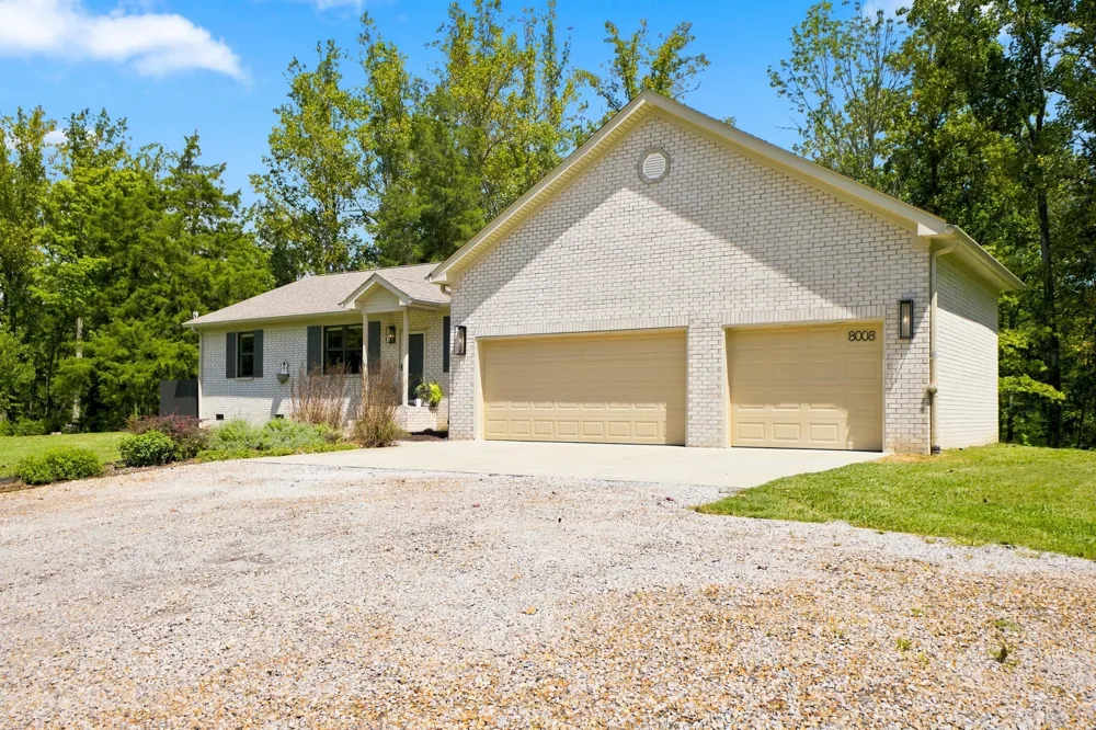 8008 Poplar Ridge Ln Primm Springs, TN 38476