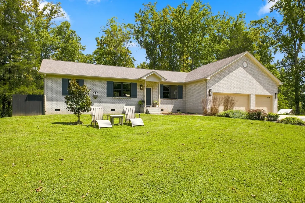 8008 Poplar Ridge Ln Primm Springs, TN 38476