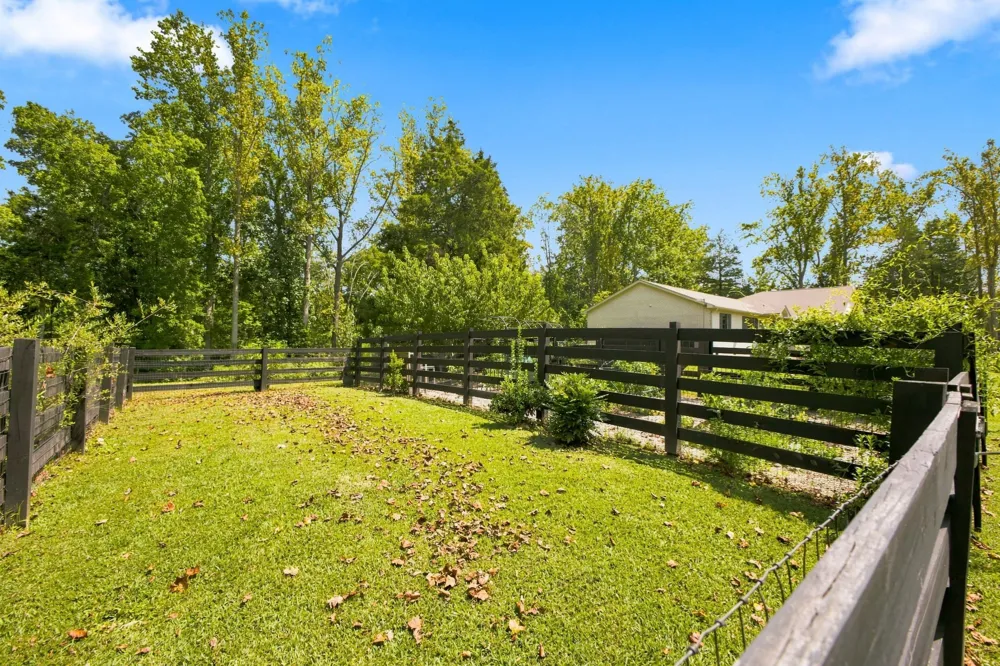 8008 Poplar Ridge Ln Primm Springs, TN 38476