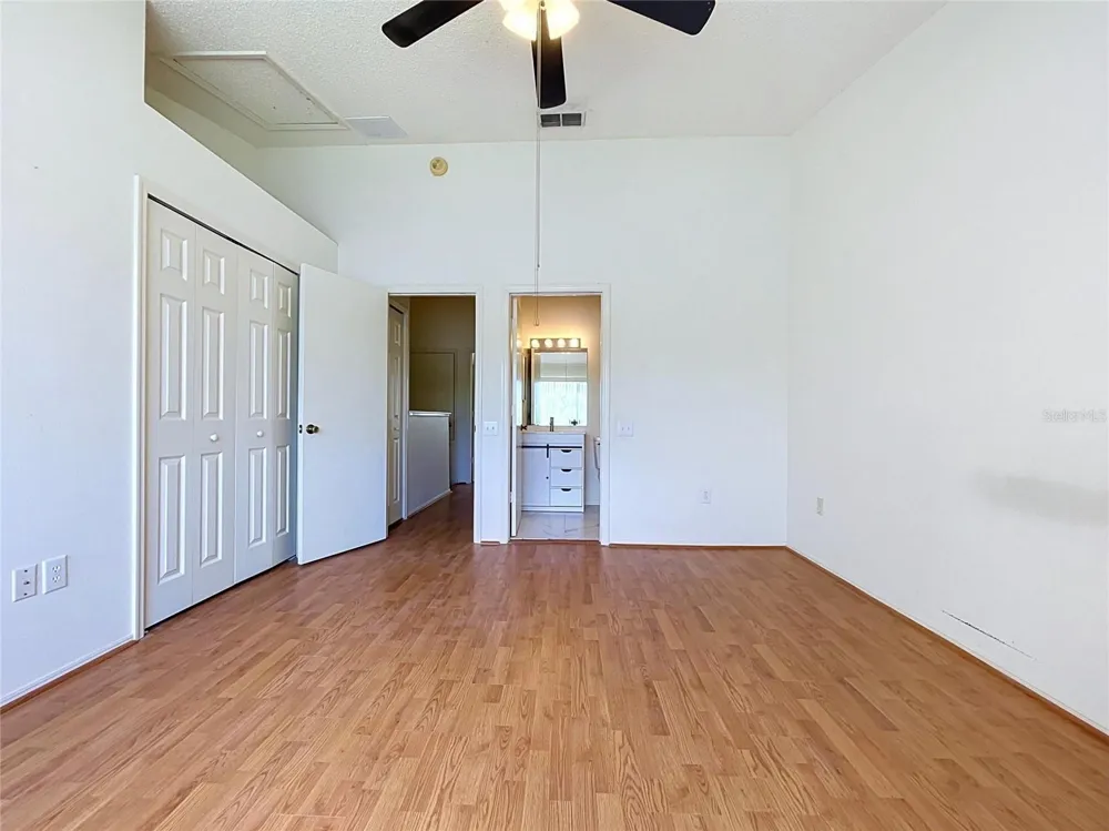 12388 BERKELEY SQUARE DRIVE Tampa, FL 33626