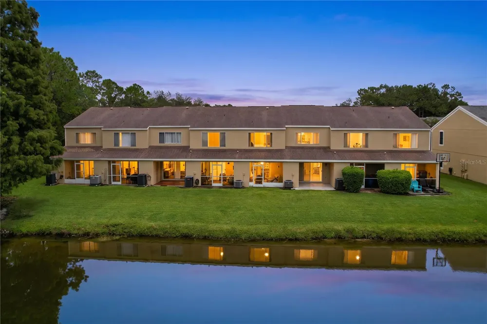 12388 BERKELEY SQUARE DRIVE Tampa, FL 33626