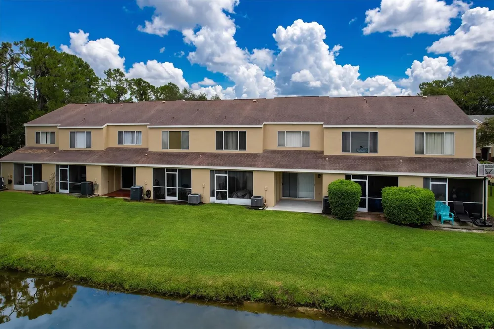 12388 BERKELEY SQUARE DRIVE Tampa, FL 33626