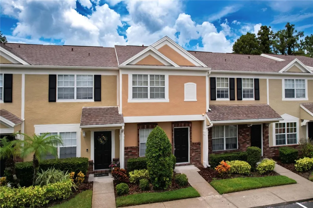 12388 BERKELEY SQUARE DRIVE Tampa, FL 33626