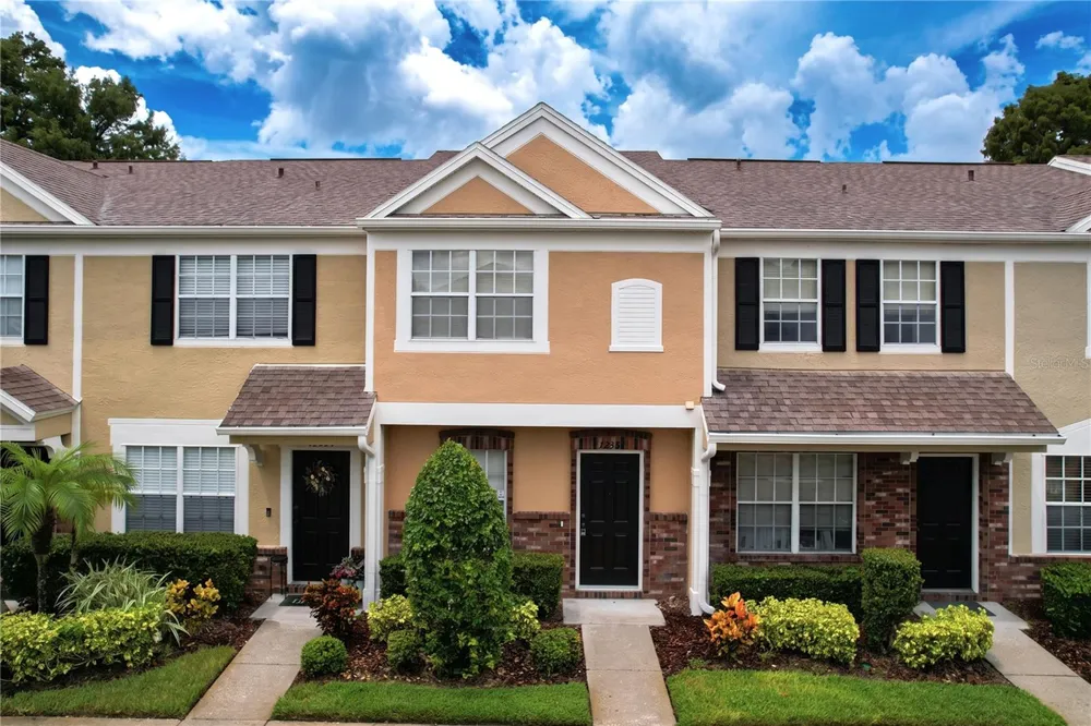12388 BERKELEY SQUARE DRIVE Tampa, FL 33626