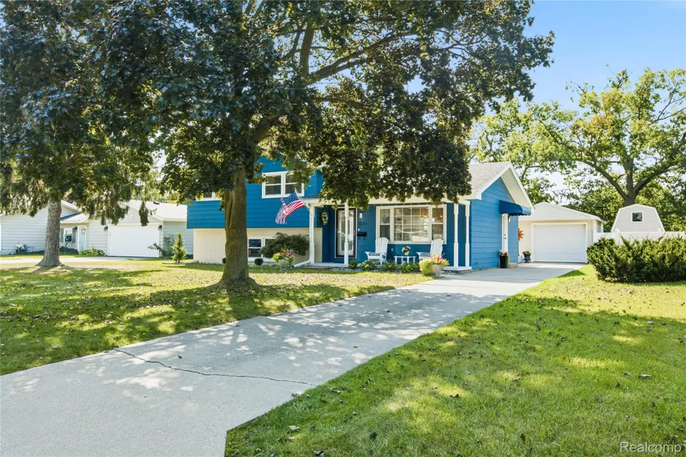 1300 Briarwood Drive Port Huron City, MI 48060