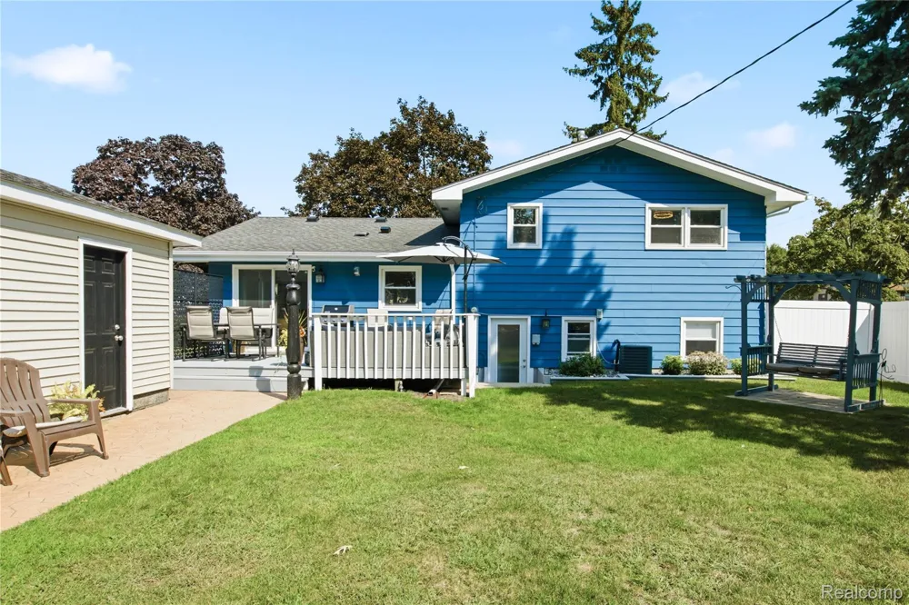 1300 Briarwood Drive Port Huron City, MI 48060