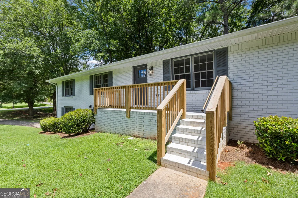 530 Shay DR SW Marietta, GA 30060