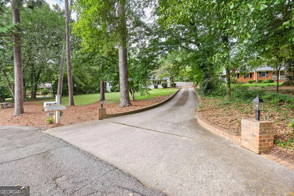 285 Pinewood Circle Athens, GA 30606