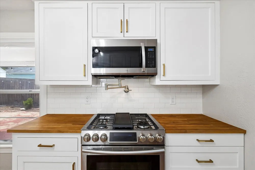 4708 Calmont Avenue Fort Worth, TX 76107