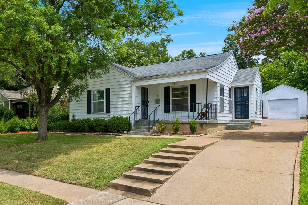 4708 Calmont Avenue Fort Worth, TX 76107