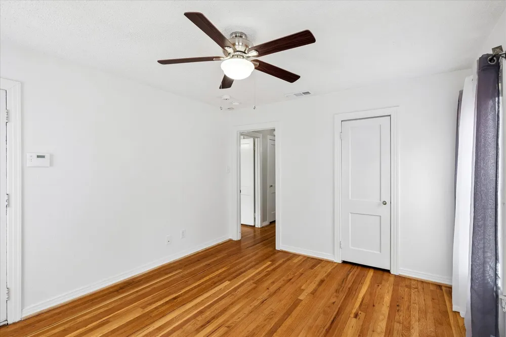 4708 Calmont Avenue Fort Worth, TX 76107