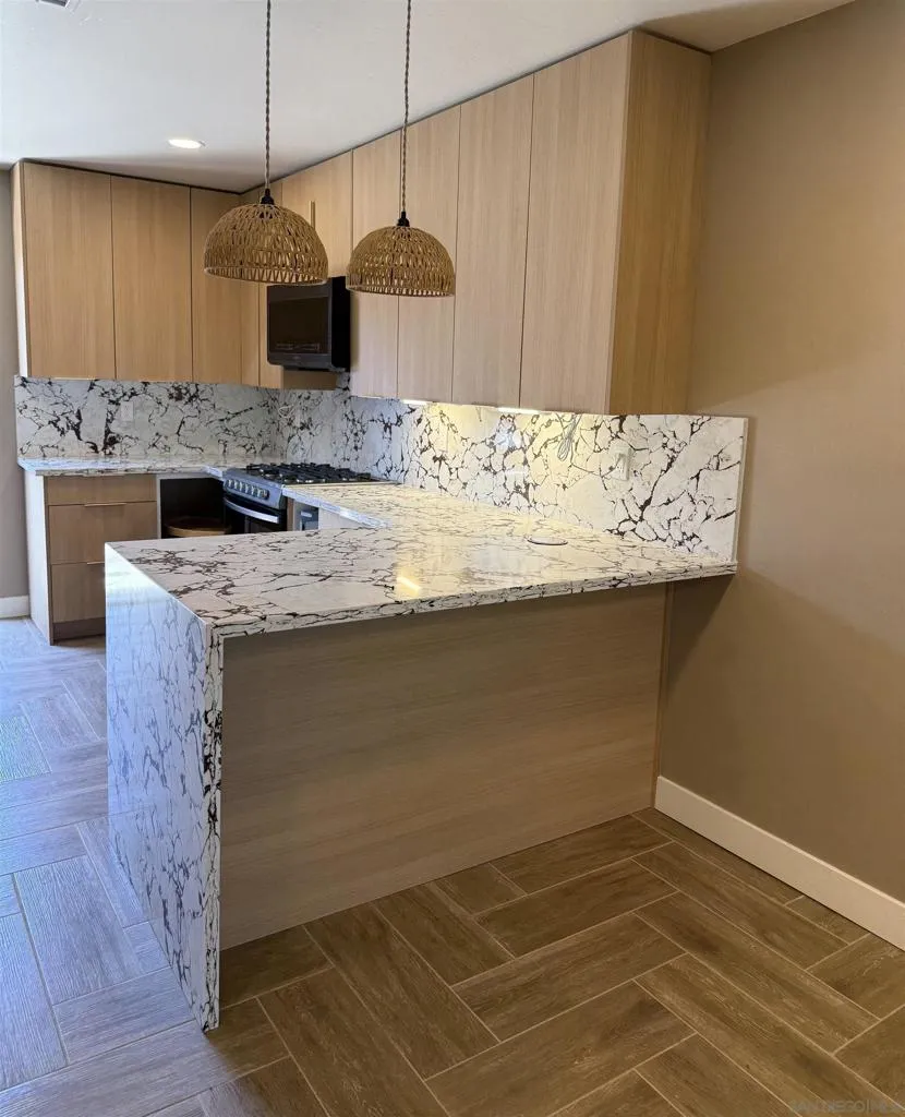 519 Camelot Dr Oceanside, CA 92054