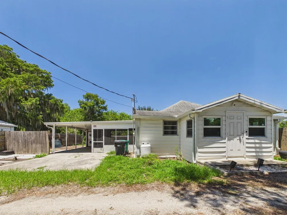 10601 SE 125TH TRAIL Okeechobee, FL 34974
