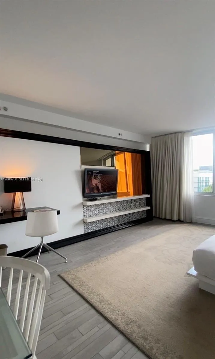 1100 West Ave #625 Miami Beach, FL 33139