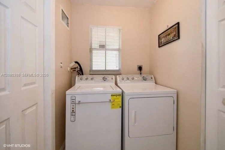 19409 NW 24th Pl Pembroke Pines, FL 33029