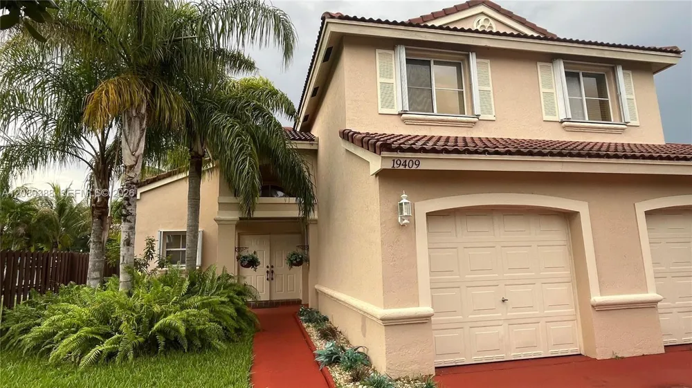 19409 NW 24th Pl Pembroke Pines, FL 33029