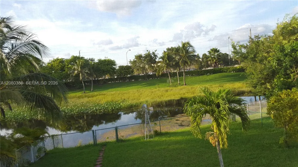 19409 NW 24th Pl Pembroke Pines, FL 33029
