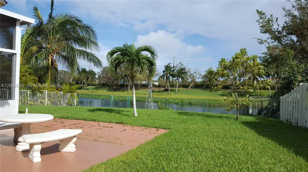 19409 NW 24th Pl Pembroke Pines, FL 33029