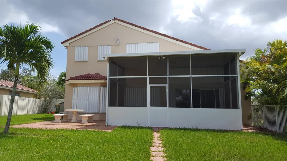 19409 NW 24th Pl Pembroke Pines, FL 33029