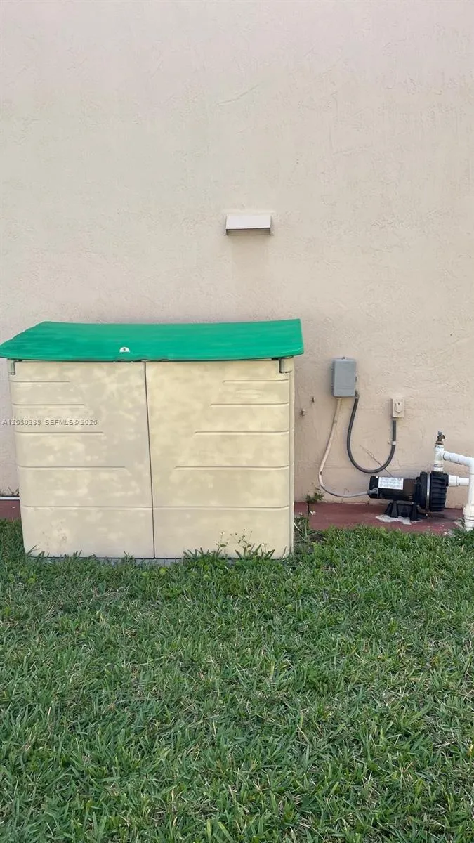 19409 NW 24th Pl Pembroke Pines, FL 33029