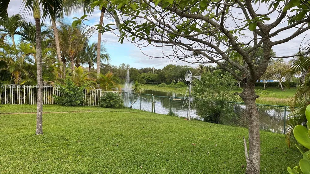 19409 NW 24th Pl Pembroke Pines, FL 33029