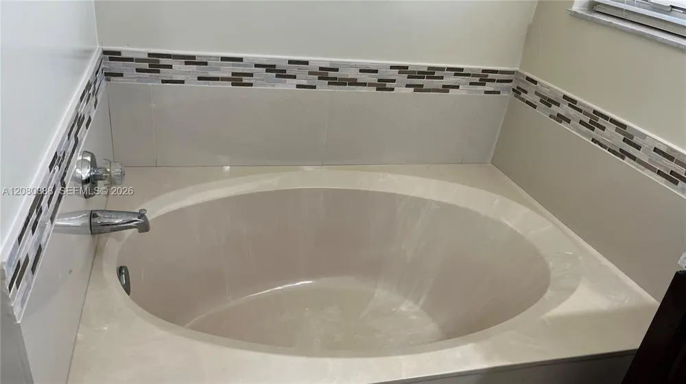 19409 NW 24th Pl Pembroke Pines, FL 33029