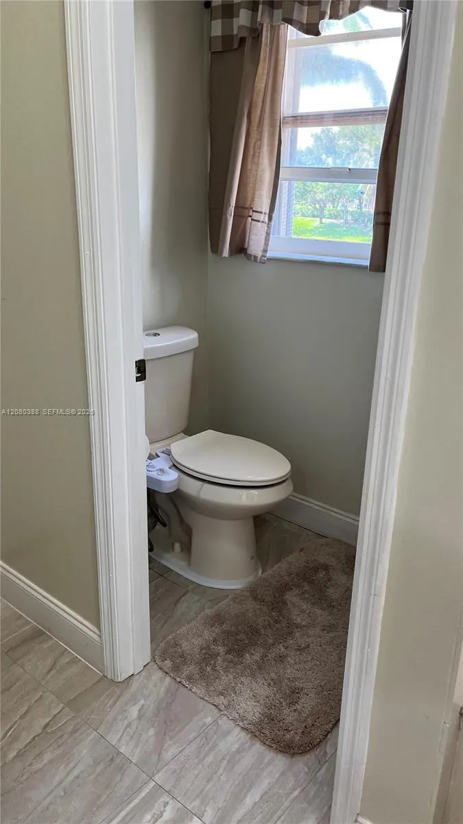 19409 NW 24th Pl Pembroke Pines, FL 33029