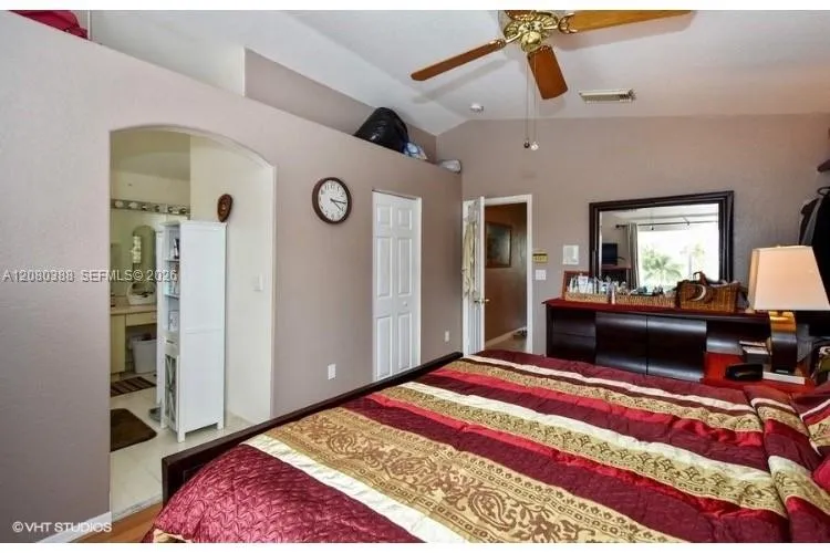19409 NW 24th Pl Pembroke Pines, FL 33029