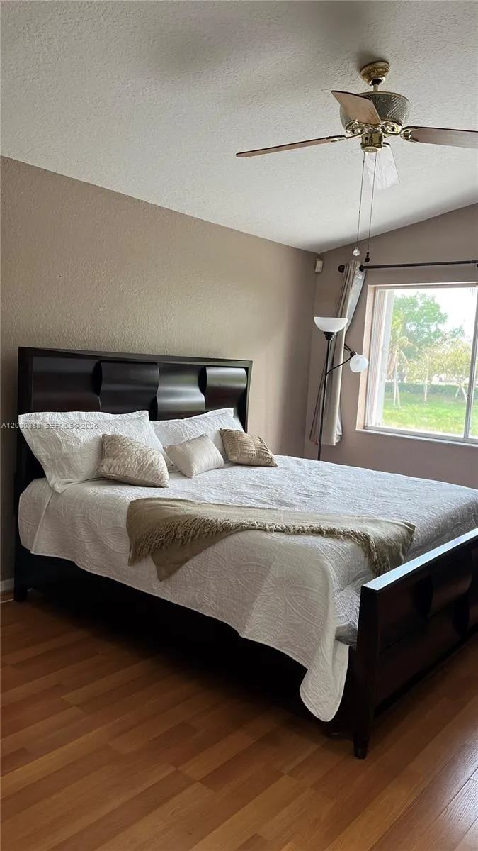 19409 NW 24th Pl Pembroke Pines, FL 33029