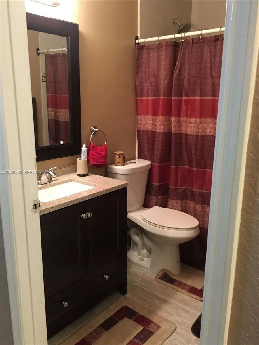 19409 NW 24th Pl Pembroke Pines, FL 33029